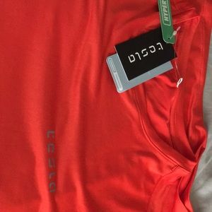 BNWT Tesla hyper-dri performance training shirt